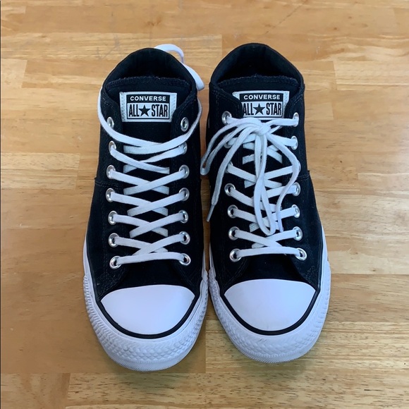 converse mid rise shoes